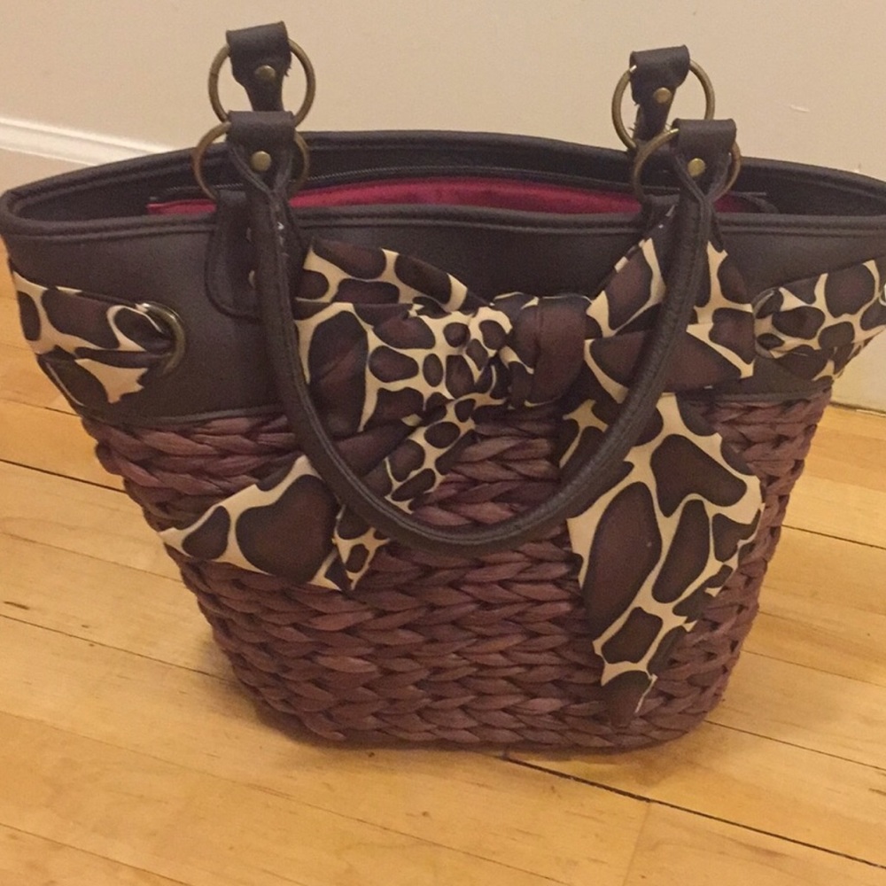 NWOT Brown Straw Basket Purse Leopard Print Scarf